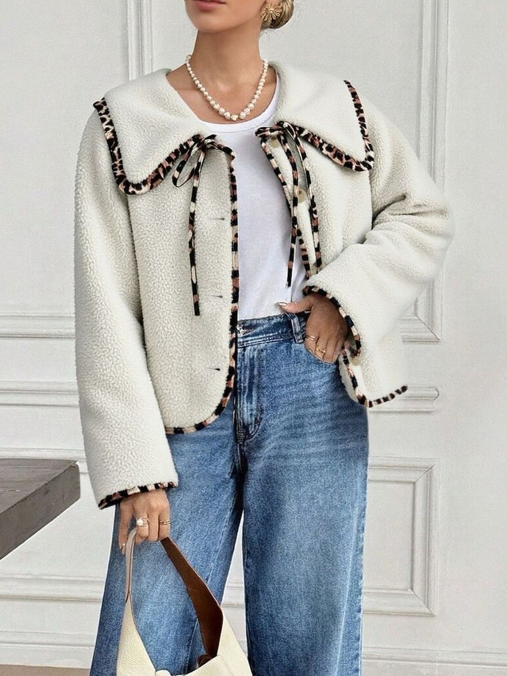 Leopard Trim Contrast Collar Sherpa Jacket